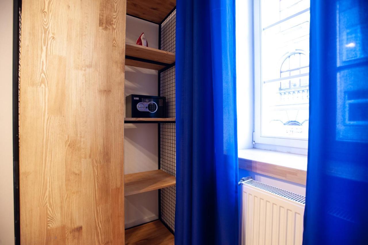 Neue Gasse Lviv Apartments Bagian luar foto