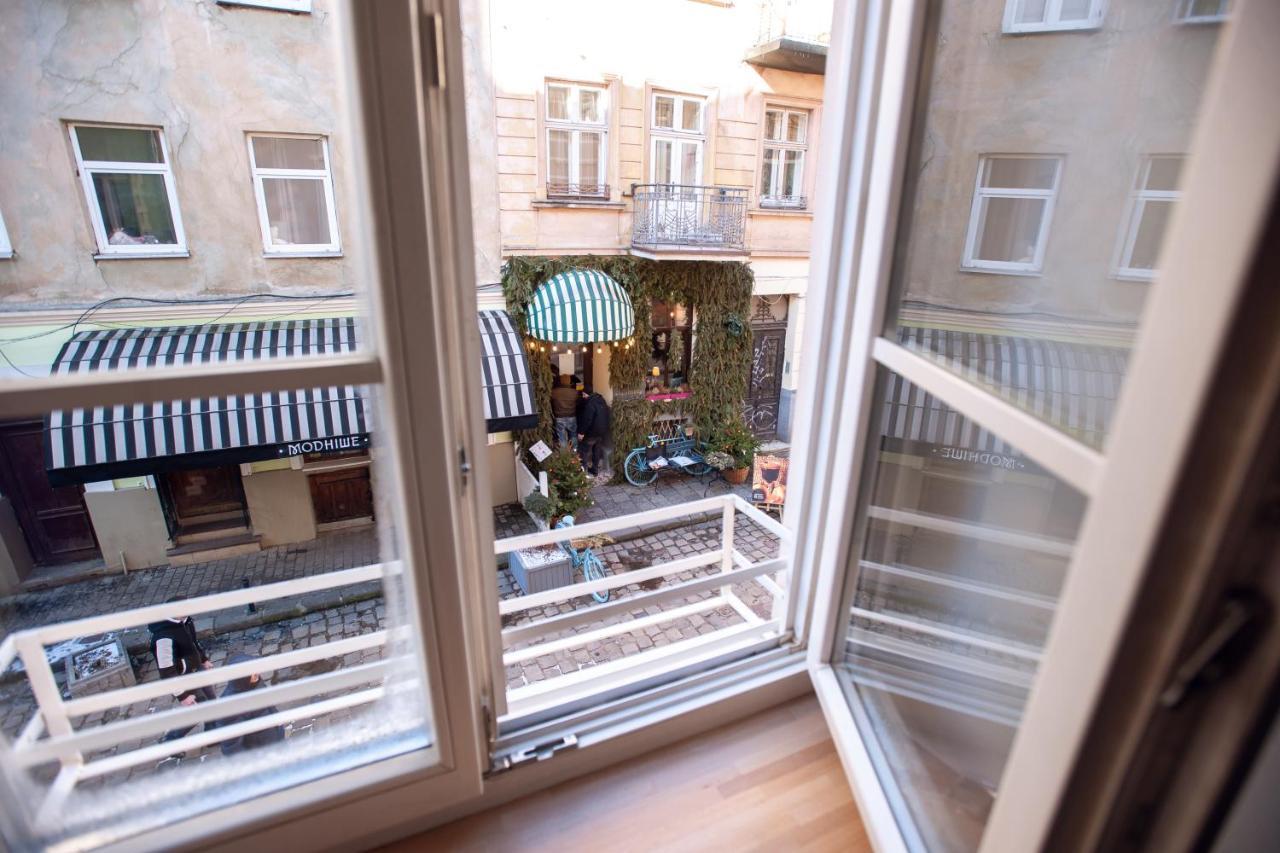 Neue Gasse Lviv Apartments Bagian luar foto